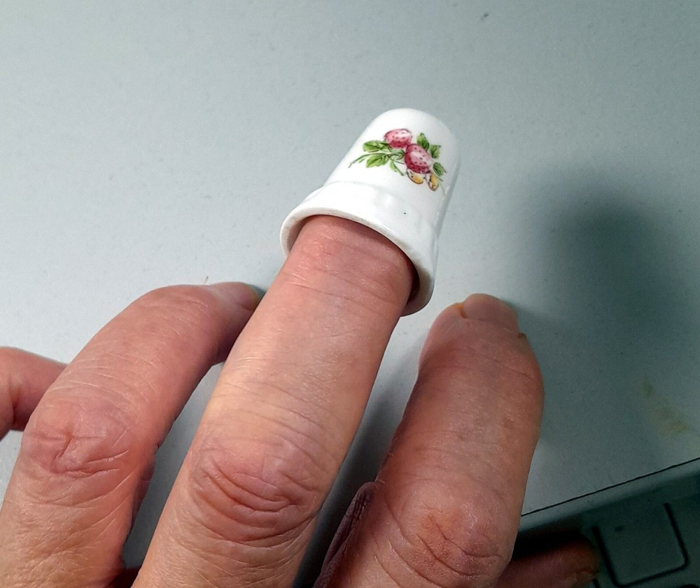 Decorative Thimble : Bone China : Strawberries .