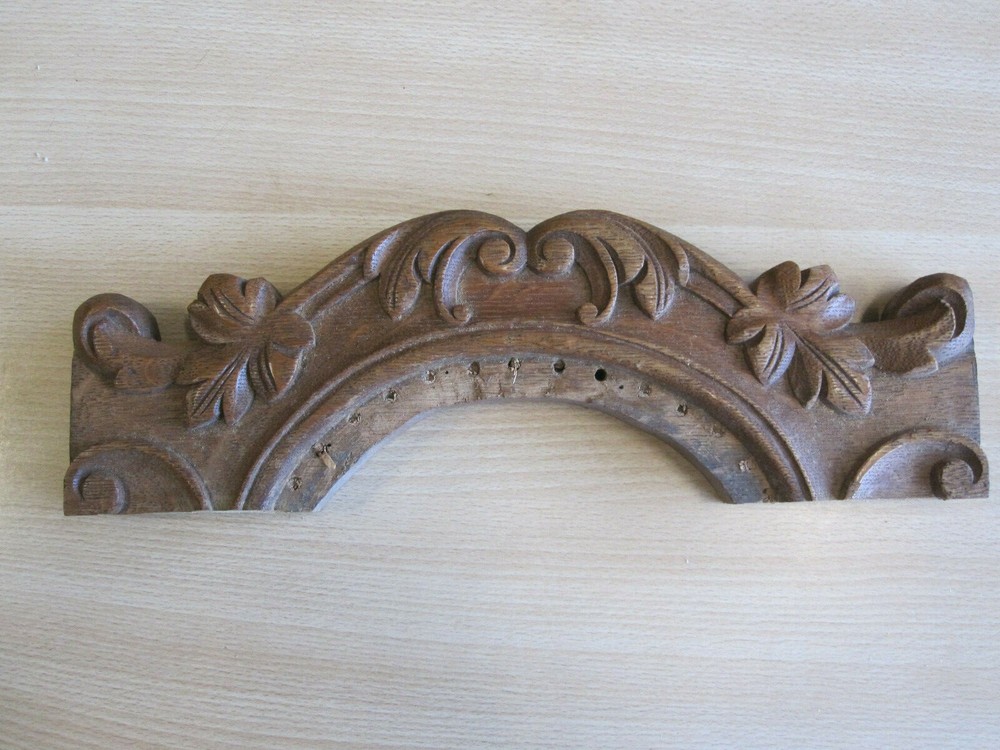 ANTIQUES CARVED DECORATIVE ELEMENT  HANDMADE