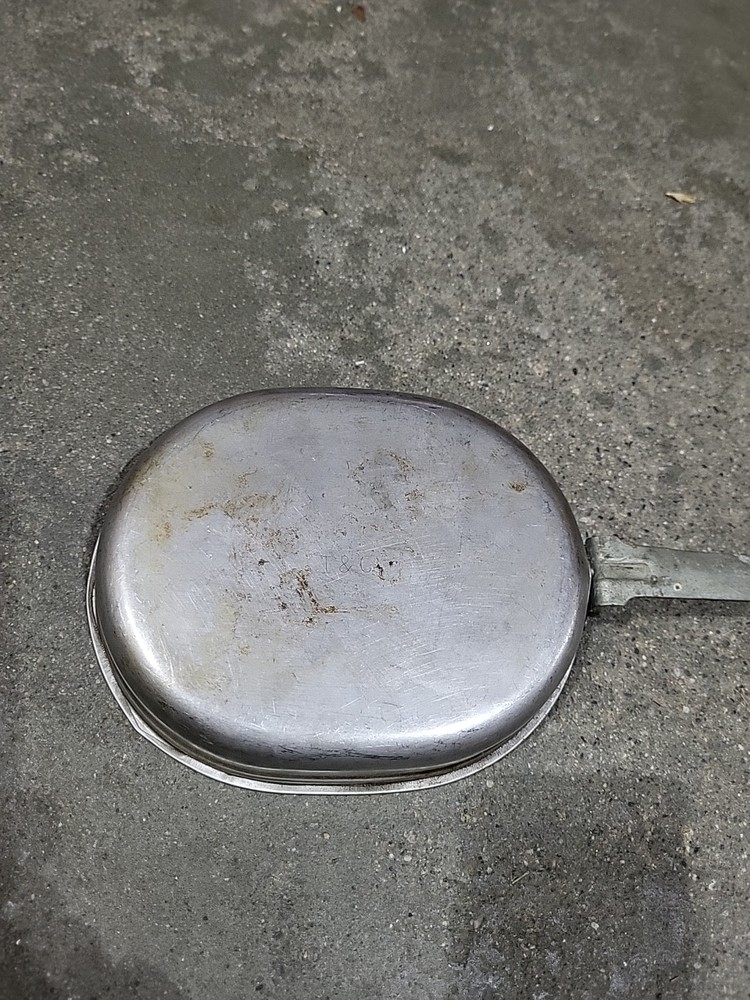 ORIGINAL WWII US ARMY & MARINE MESS KIT-DATED 1944