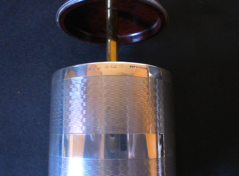 Solid Silver Rare Cigarette Dispenser Hallmarked Date 1931 Art-Deco By Joseph Gl