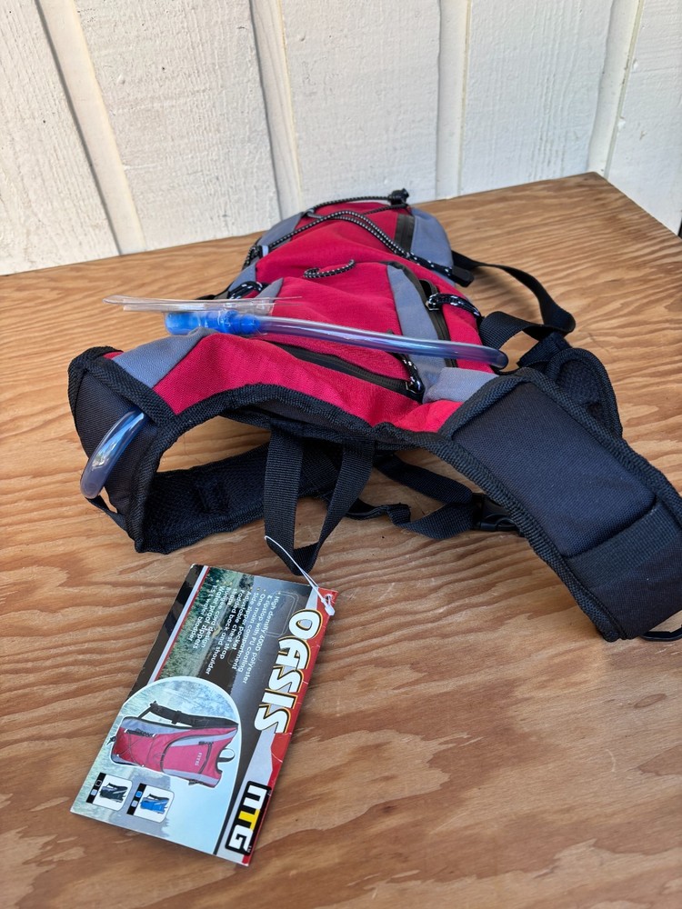 Oasis NTG Hydration Pack 1.5L water bladder backpack. Waterproof zippers