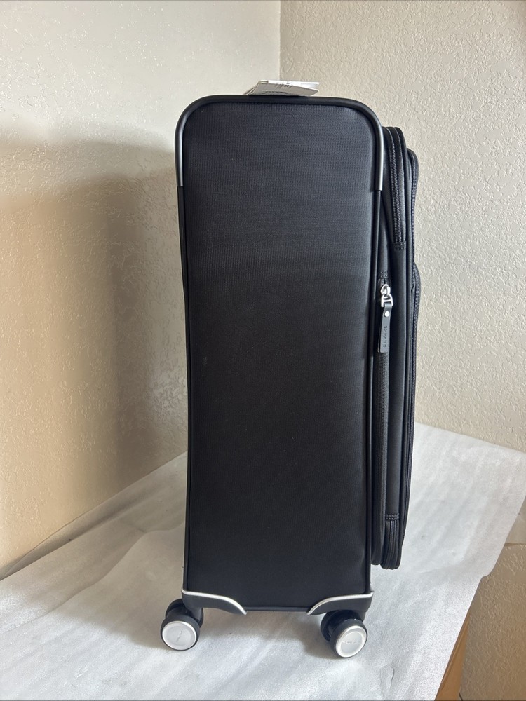 Samsonite Silhouette 18 Expandable Medium Softside Check-in Spinner
