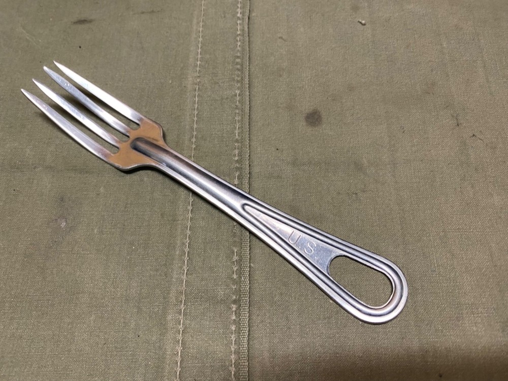 ORIGINAL WWII US ARMY MESS KIT FORK UTENSIL