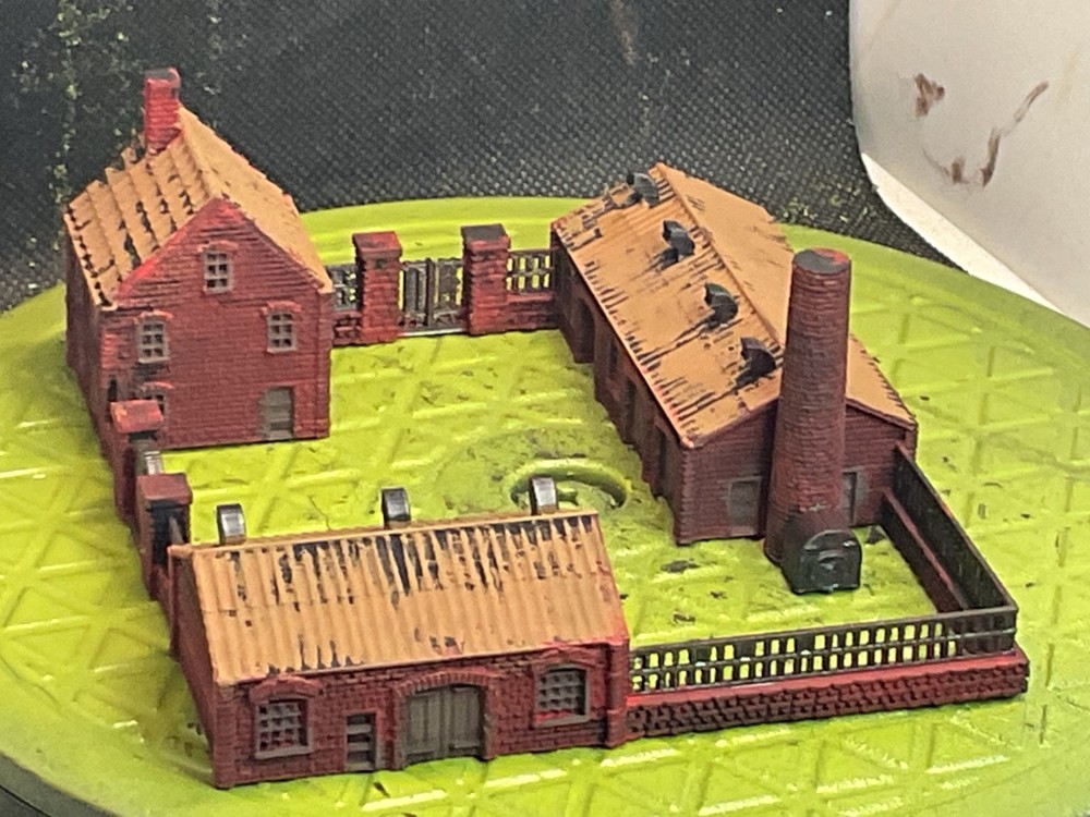 1/285 Painted Medium Multi Building Walled Factory Complex
