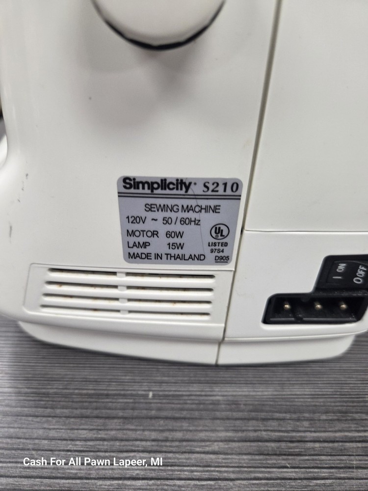 Simplicity Celebrity Model S210 Sewing Machine
