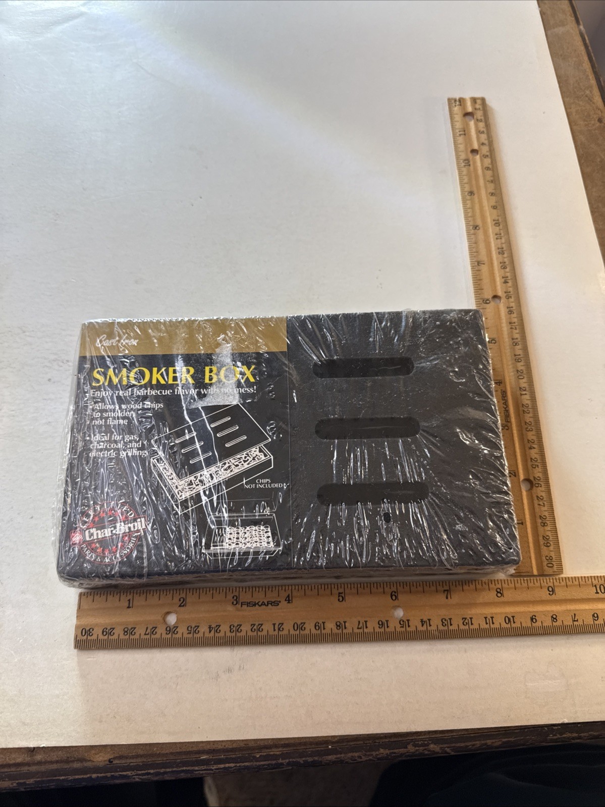 Char-Broil Cast Iron Smoker Box Gas Charcoal Grills wood Chips Flavor electric