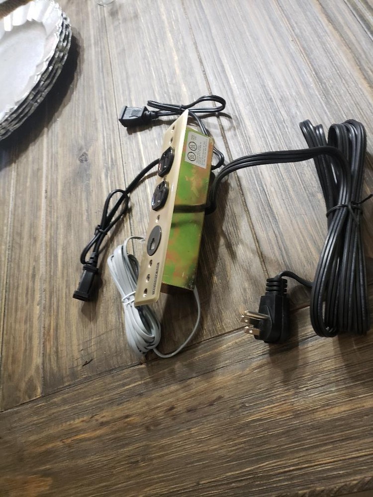 MOUNTED OUTLET HARNESSES BRASS FINISH