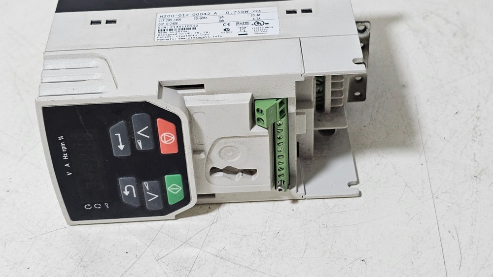 Control Techniques Unidrive M200-012 00042A Variable Frequency Drive