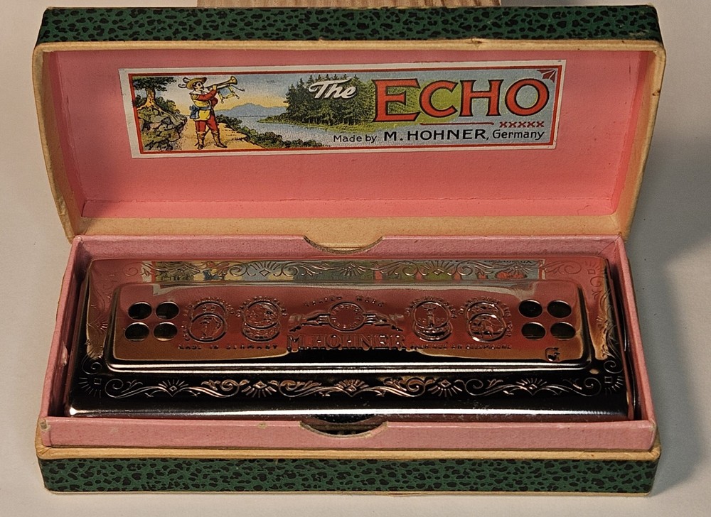 HOHNER ECHO HARMONICA Germany Case Vintage