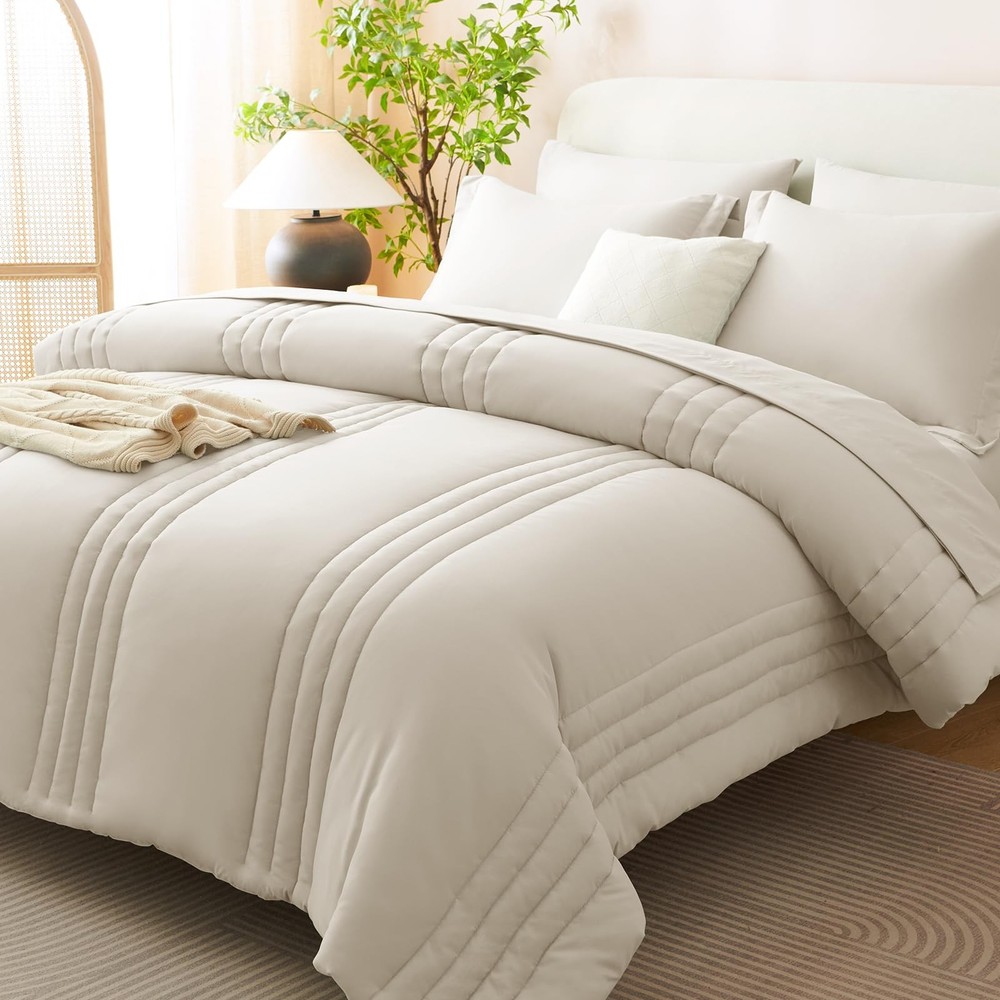 Queen Size Comforter Sets - 7 Piece Bed in a Bag Beige Comforter Set with She...
