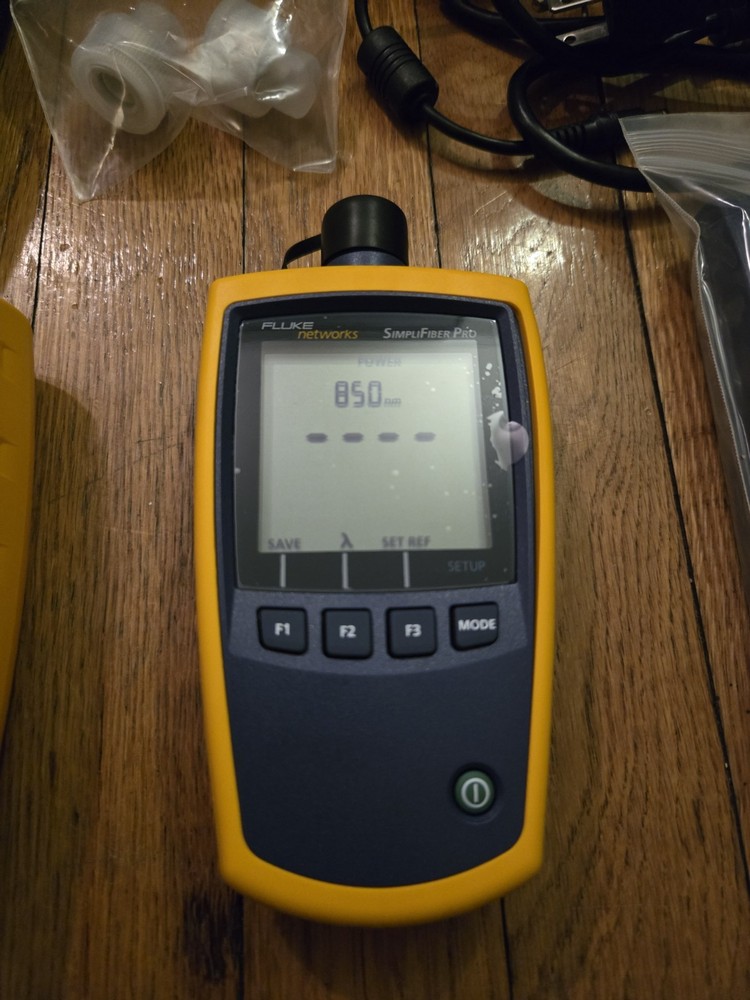 FLUKE NETWORKS FTK1375 MULTIMODE FIBER POWER METER & SOURCE INSPECTION KIT