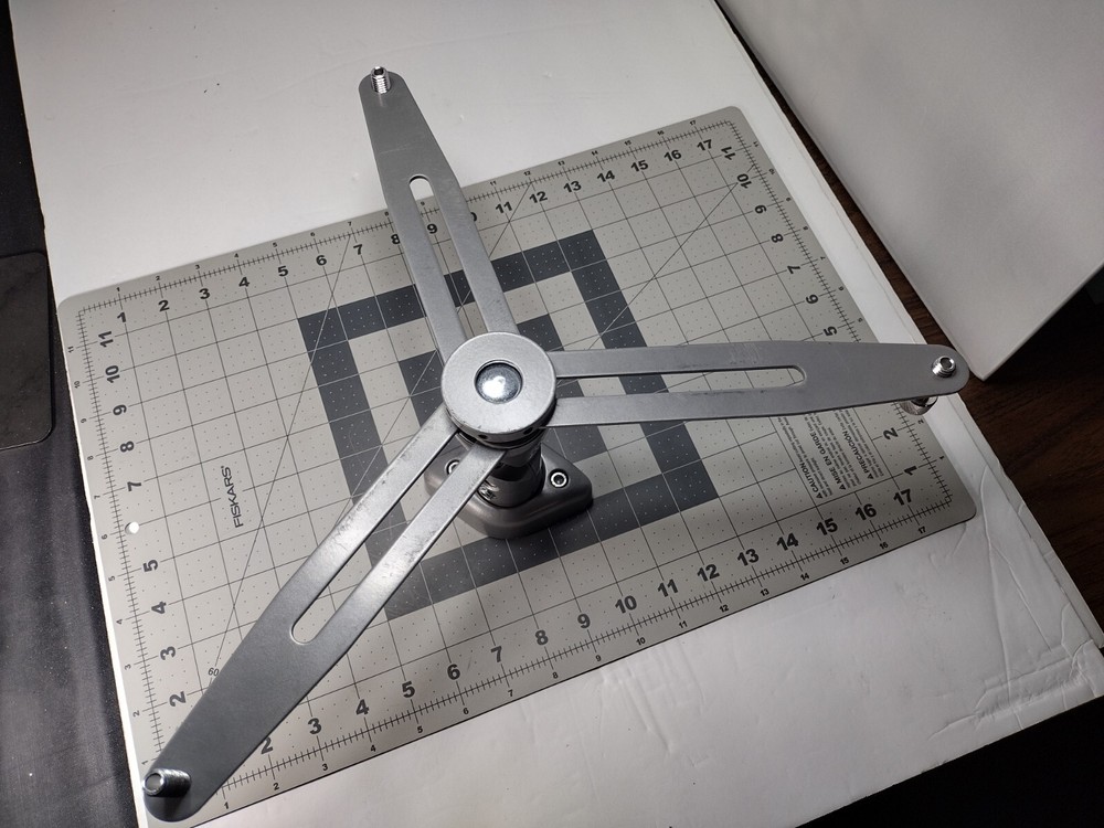 Adjustable Ceiling Projector Theater Mount Extending Arms