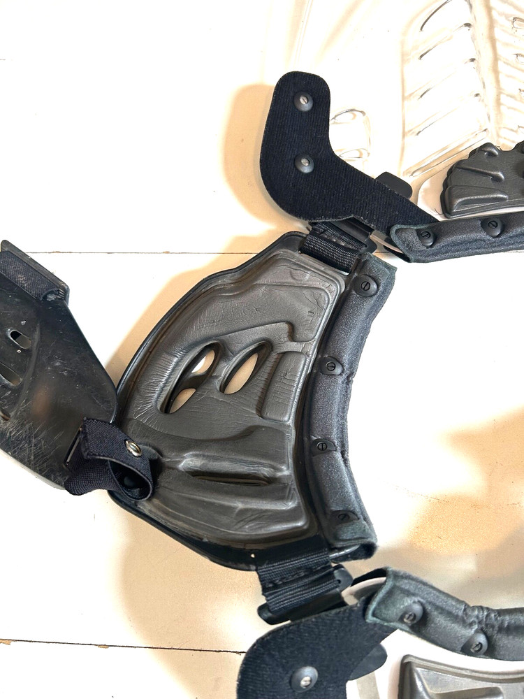 FOX RACING YOUTH MEDIUM CHEST PROTECTOR ROOST DEFLECTOR