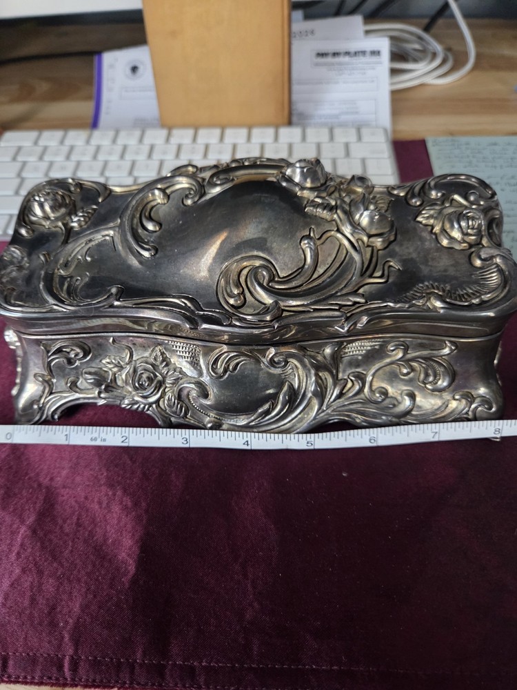 Vintage Wallace Silverplated Art Nouveau Jewelry Musicbox 1950-1960s Coffin Shap