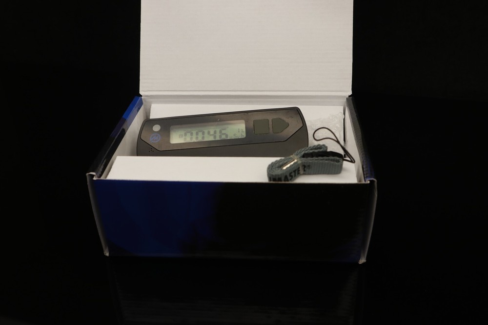 Personal Electronic Dosimeter PM 1211