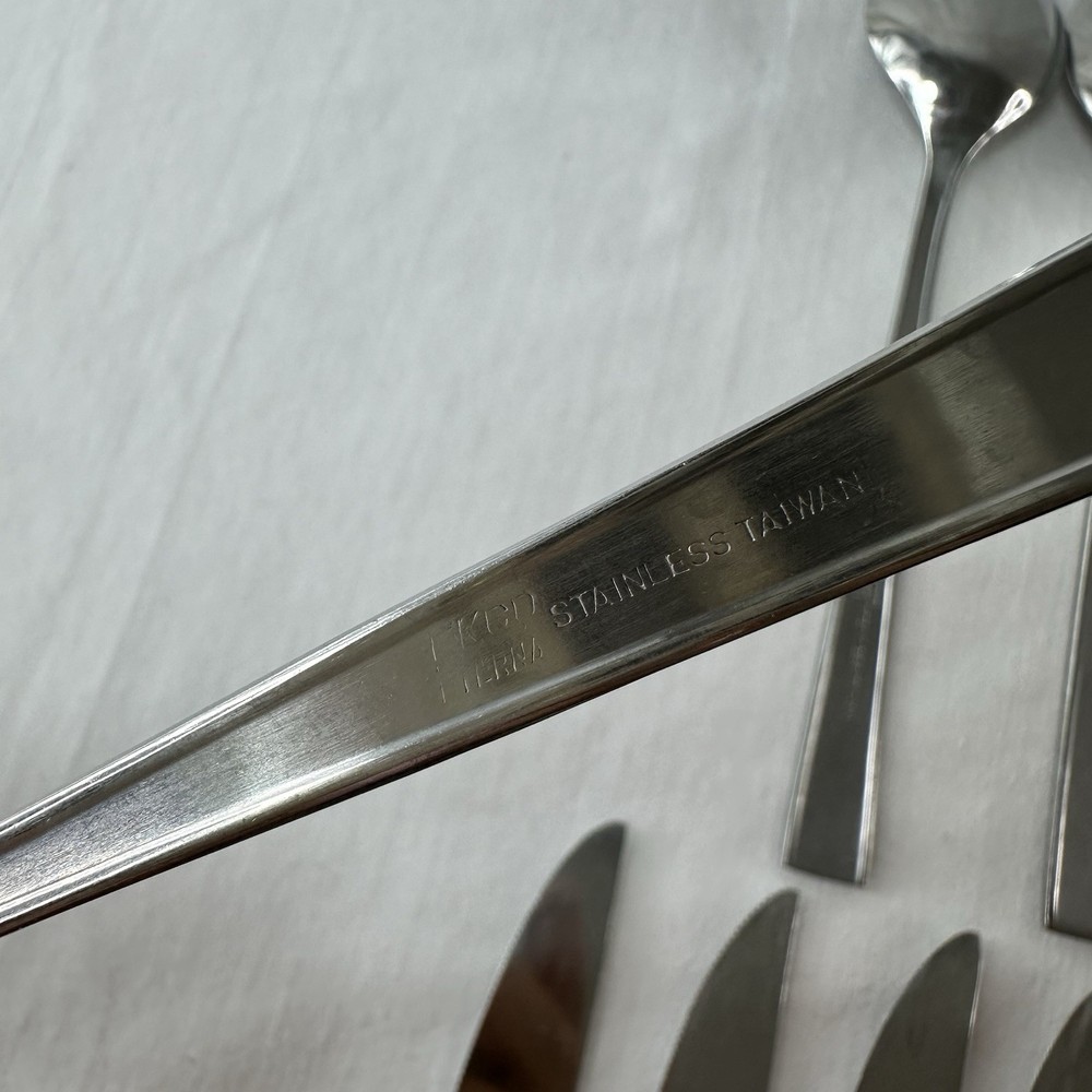 Ekco Eterna Stainless 25 pieces Flatware MCM Vintage Taiwan Sleek Solid Atomic