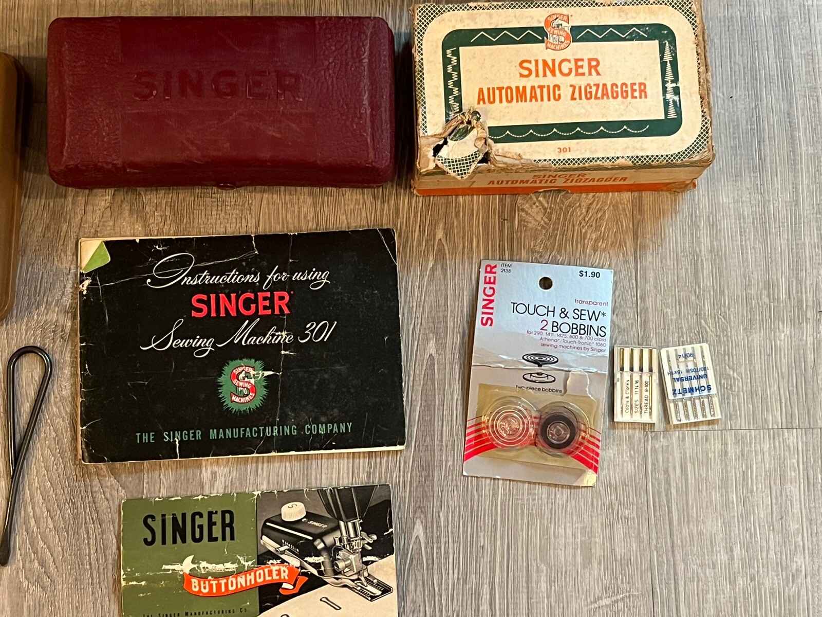 Vintage Heavy Duty Singer 301A Sewing Machine w/ Case & Original Accessories.