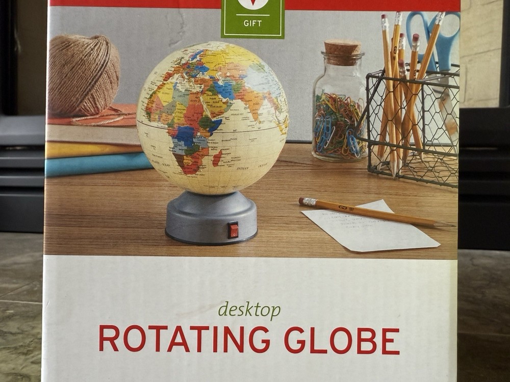 7”x5.5” Desktop Battery Powered Rotating Globe