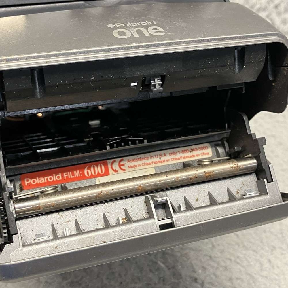 Vintage Polaroid One 600 Instant Camera NOT TESTED