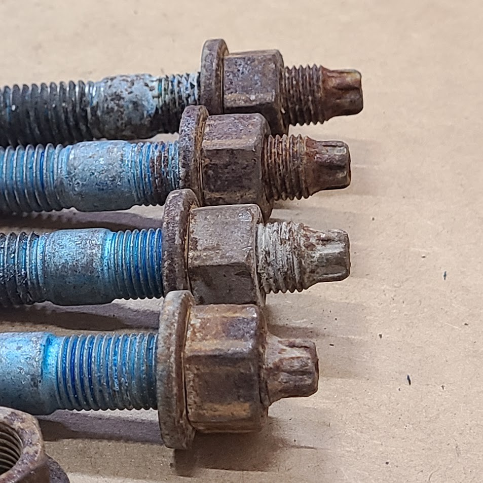 OEM 2013-2018 RAM 1500 2500 Mopar Transfer Case Stabilizer Stud & Mounting Nuts