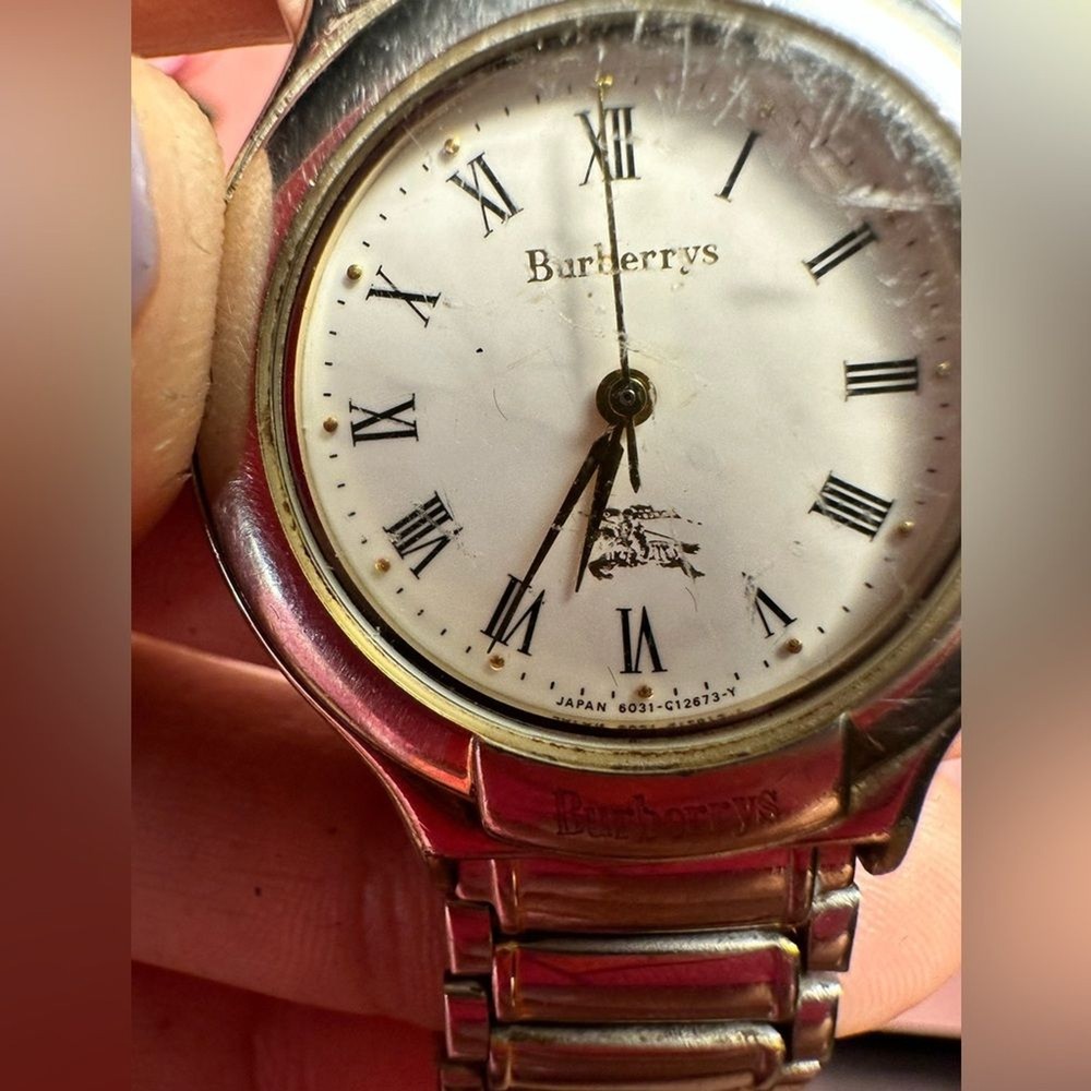 BURBERRY Vintage Watch - Used