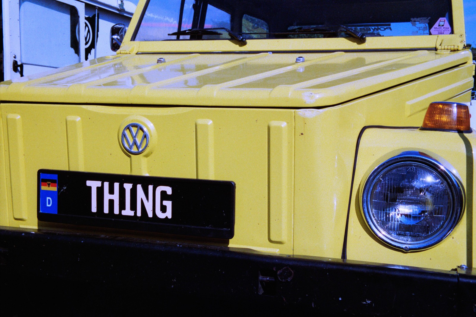 NIGHT ALIEN - 35mm Color Negative High Speed Film 800D - 36 exp C-41 BRAND NEW