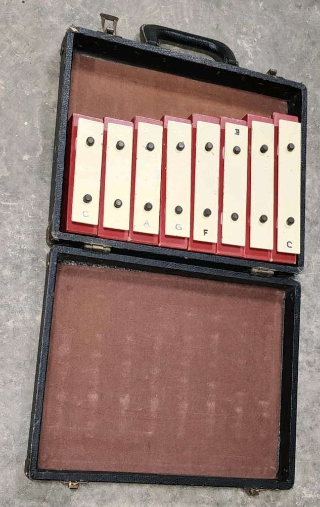 Vintage 8 Note Xylophone Individual Blocks With Carrying Case