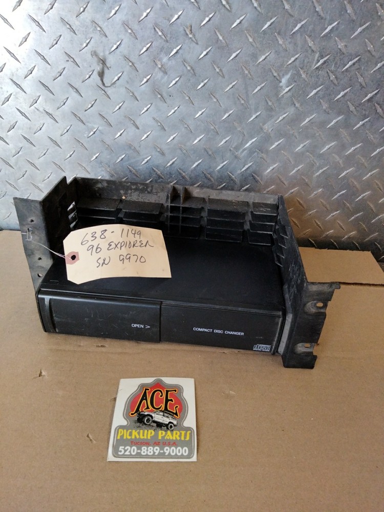 Ford / Mercury Compact Disc Changer, pt.# F57F-18C830-DC.