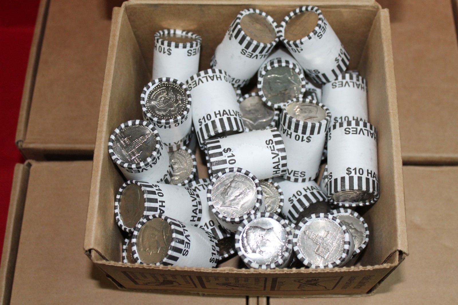 LOOK! CHEAPEST PRICE ON EBAY KENNEDY HALF DOLLAR BANK ROLL SEALED AND UNSEARCHED