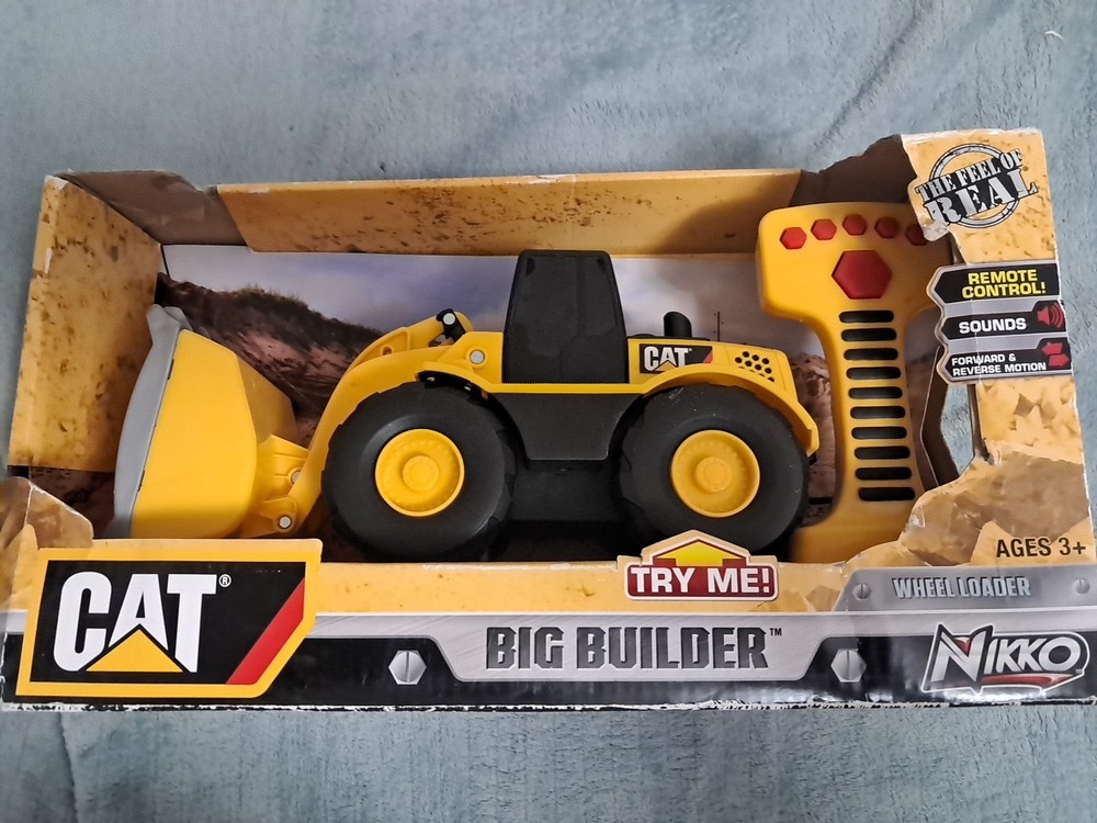 Caterpillar Toy Wheel Loader Remote Control Sounds Cat Big Builder Motorized