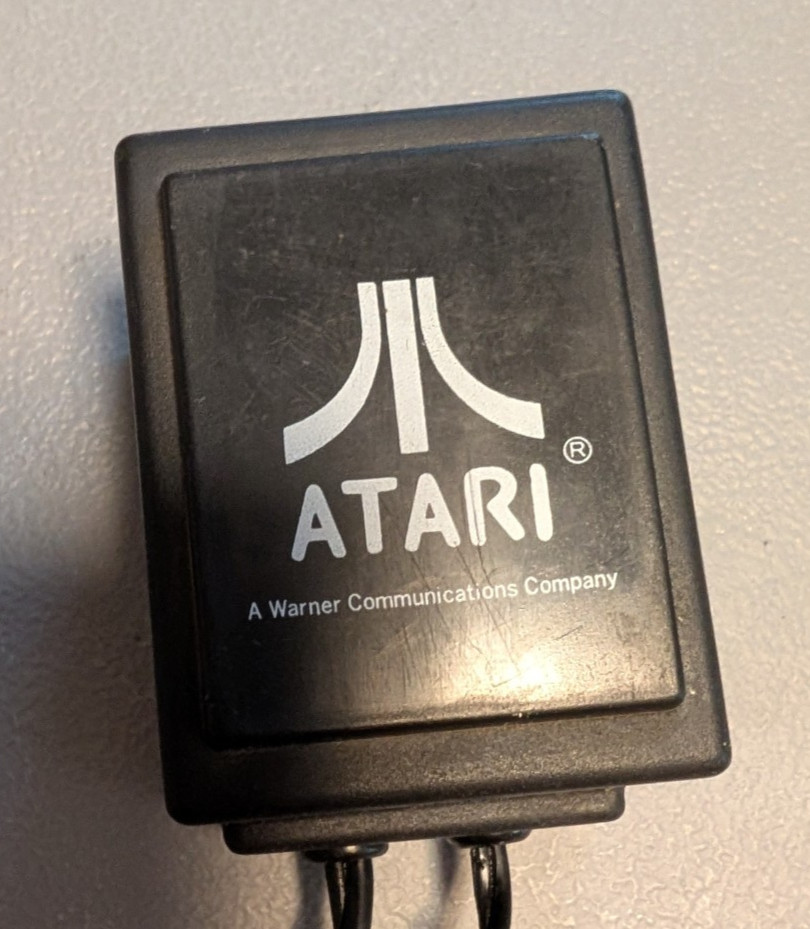 Atari 400 Home Computer - Tested working