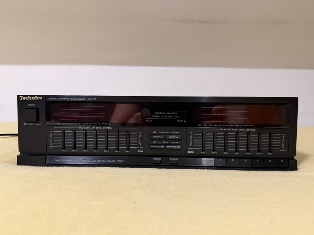 Technics SH-E70 graphic equalizer TOP