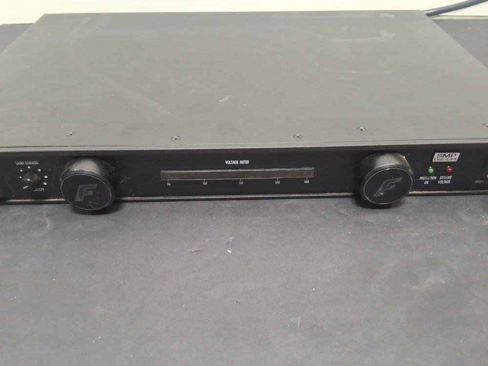 Furman PL-PLUS C 15A Power Conditioner