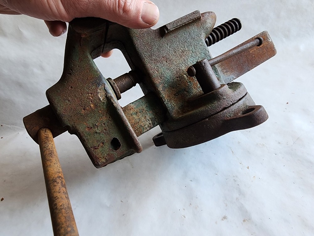 Lake Side 3" Vise Bench Table Mount Swivel Base