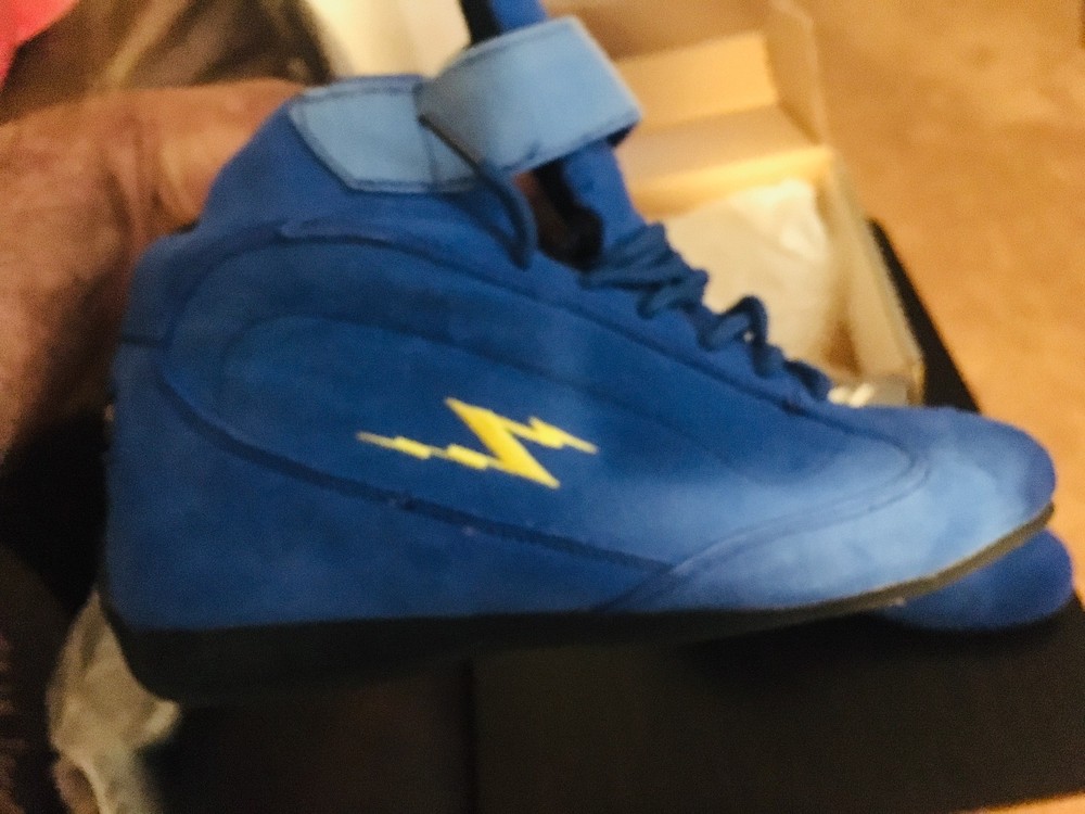 Racing Shoes by Impact Size 7