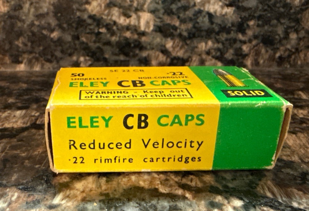 Vintage ELEY CB CAPS 22 Smokless Non Corrosive Solid Ammo Box Empty Good