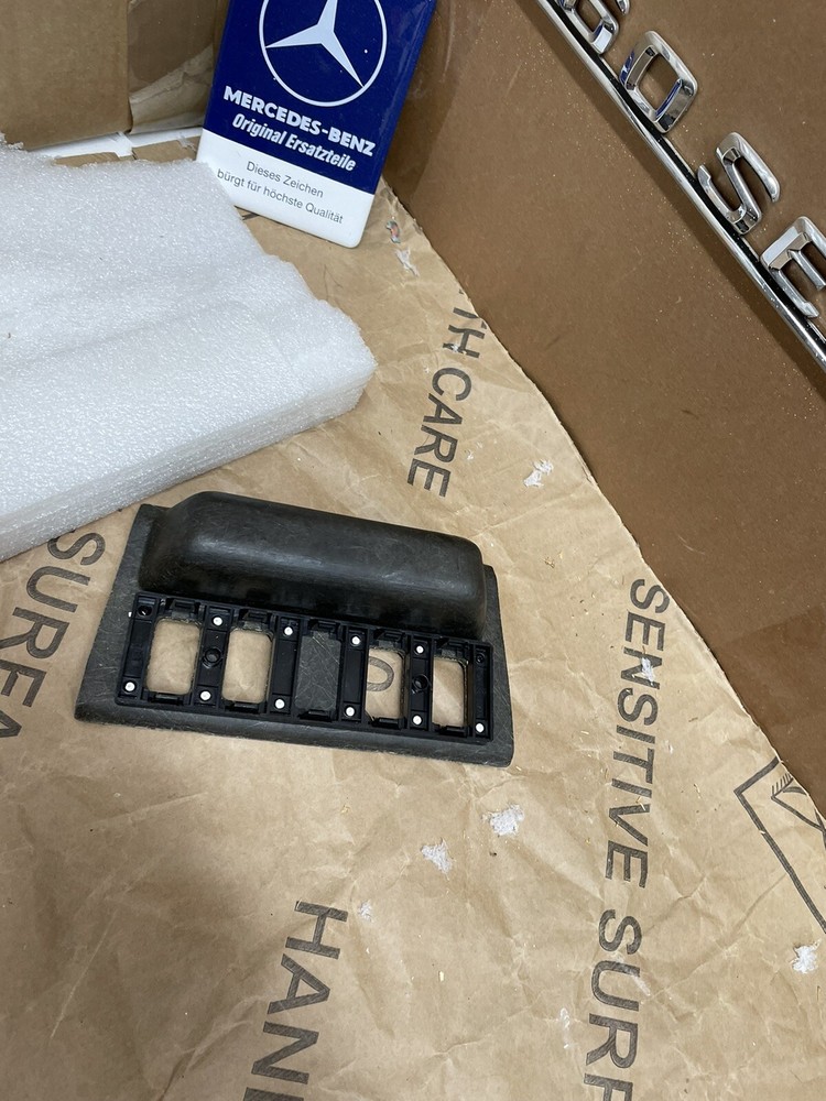 Mercedes w126 switch panel beige