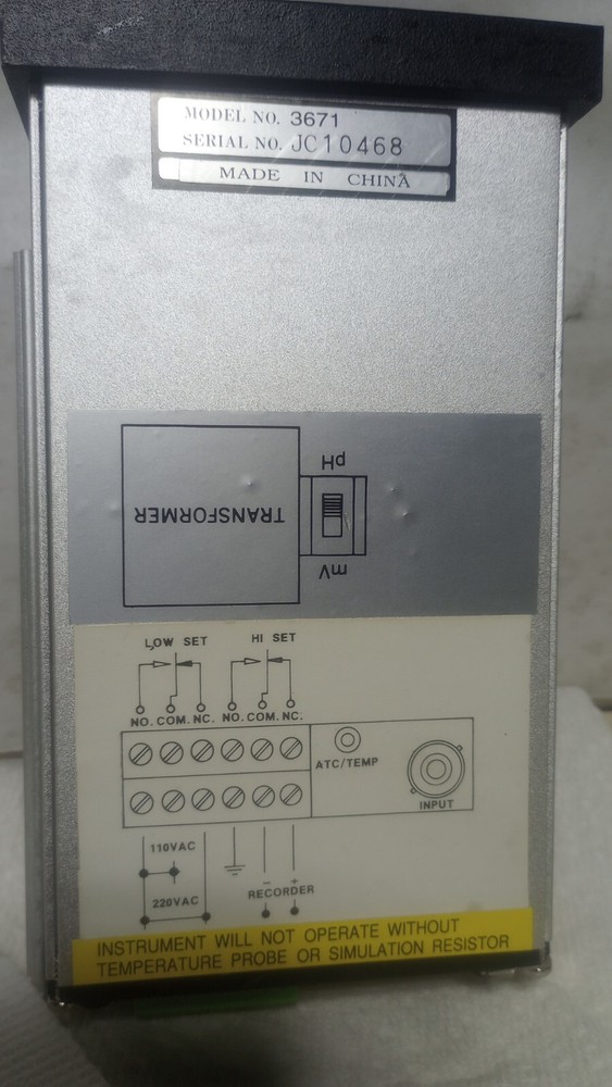 New Cole Parmer Model 3671 or 5656-00 Digital pH/ORP / Temperature Controller