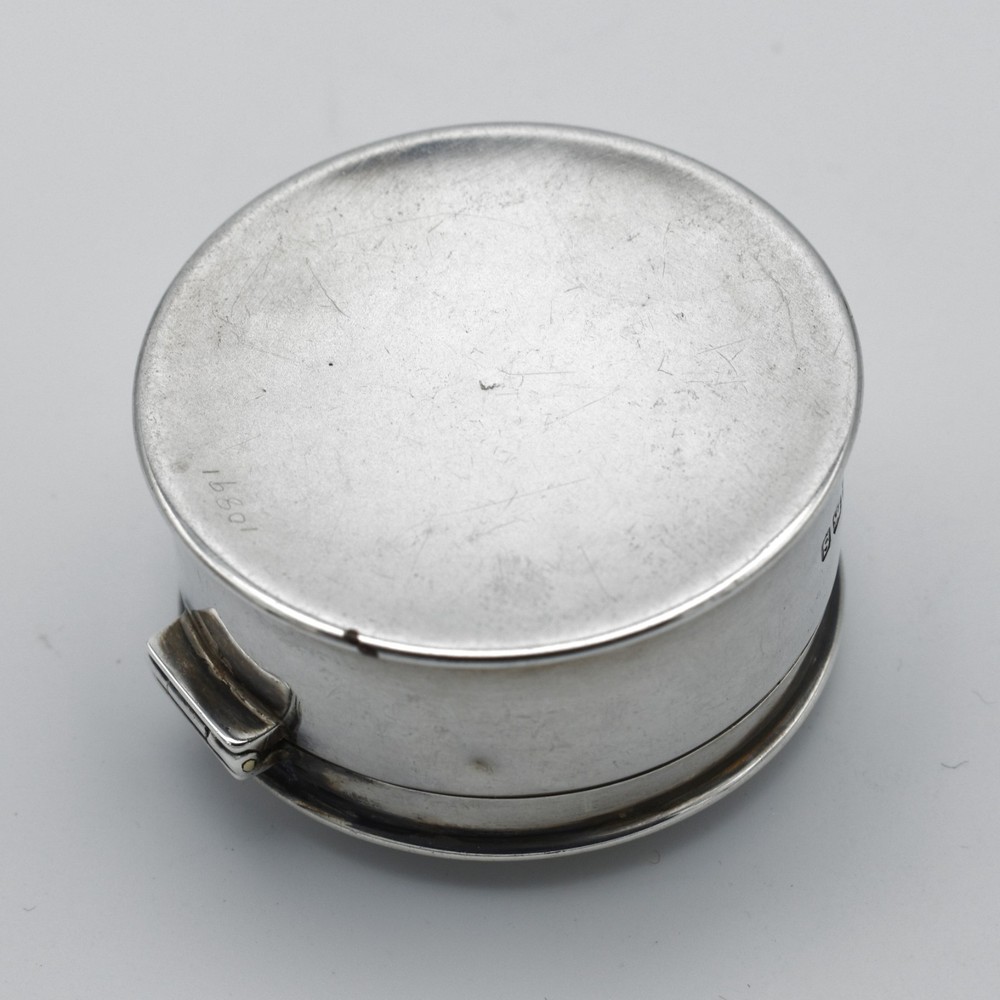 Antique Solid Silver Powder Pot Snuff Box William Hutton & Sons 1917