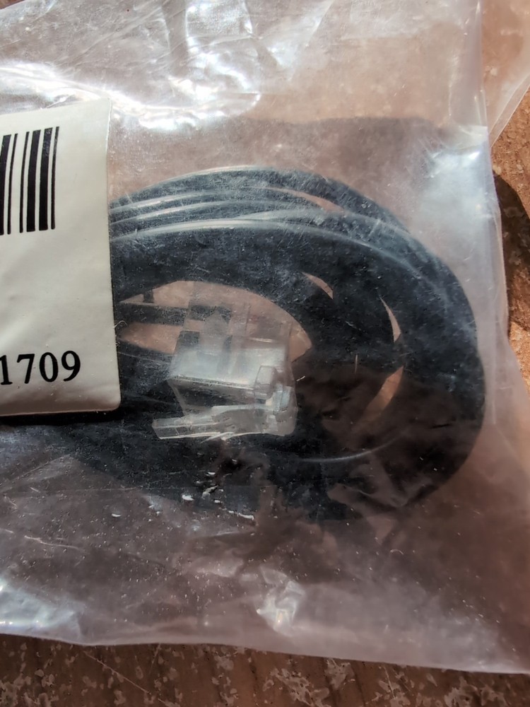 8121–0811 Telephone Cable