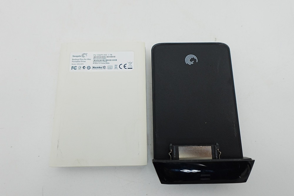 SEAGATE GO FLEX ADAPTER THUNDERBOLT & 1 TB BACK UP PLUS