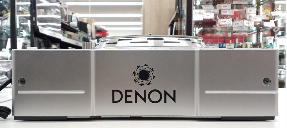 Denon DN-S3500 Professional DJ CD/MP3 Player Direct Drive Platter Scratch Effect