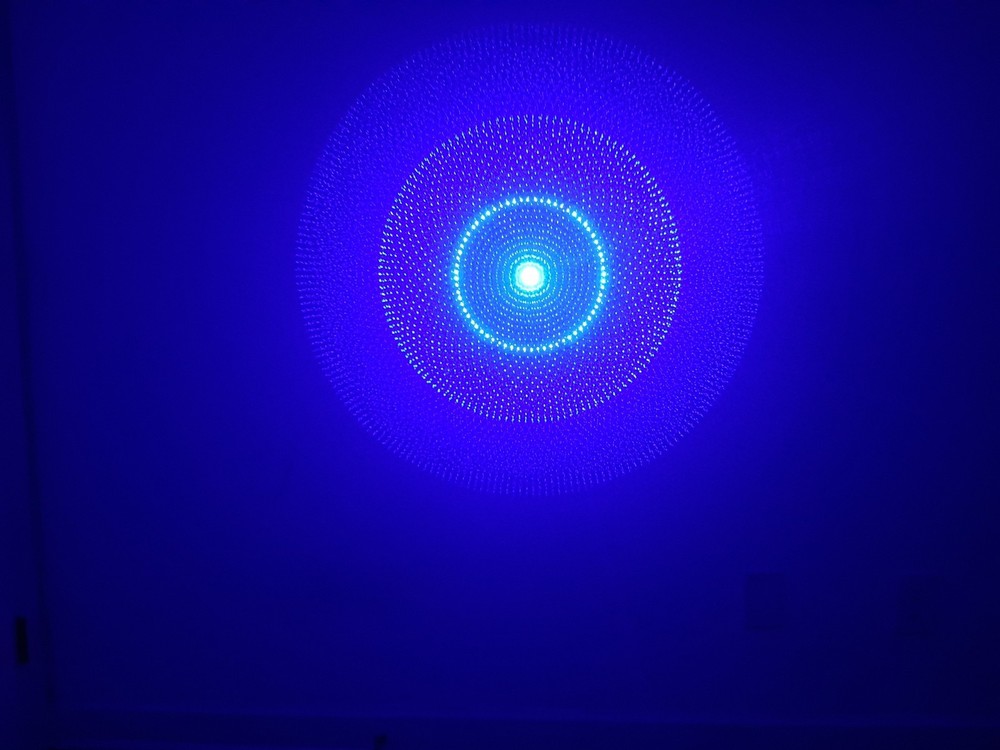 Chargable Battery Powered Powerful Laser Pointer | With Case And Design Caps