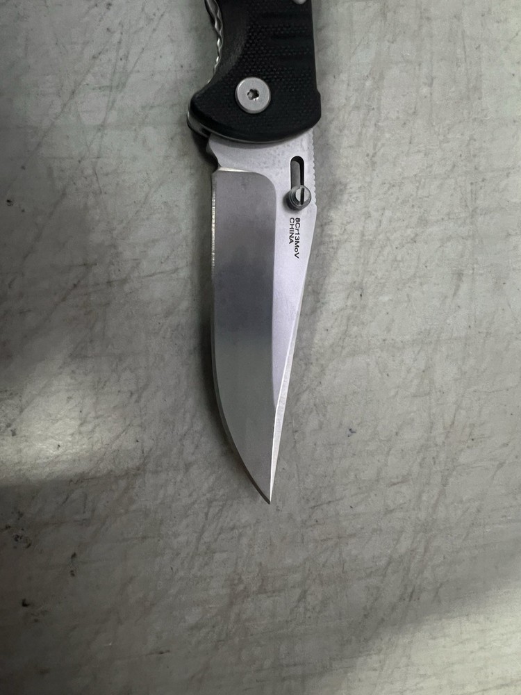 SOG SALUTE MINI BULK (5 KNIVES) READ DESCRIPTION