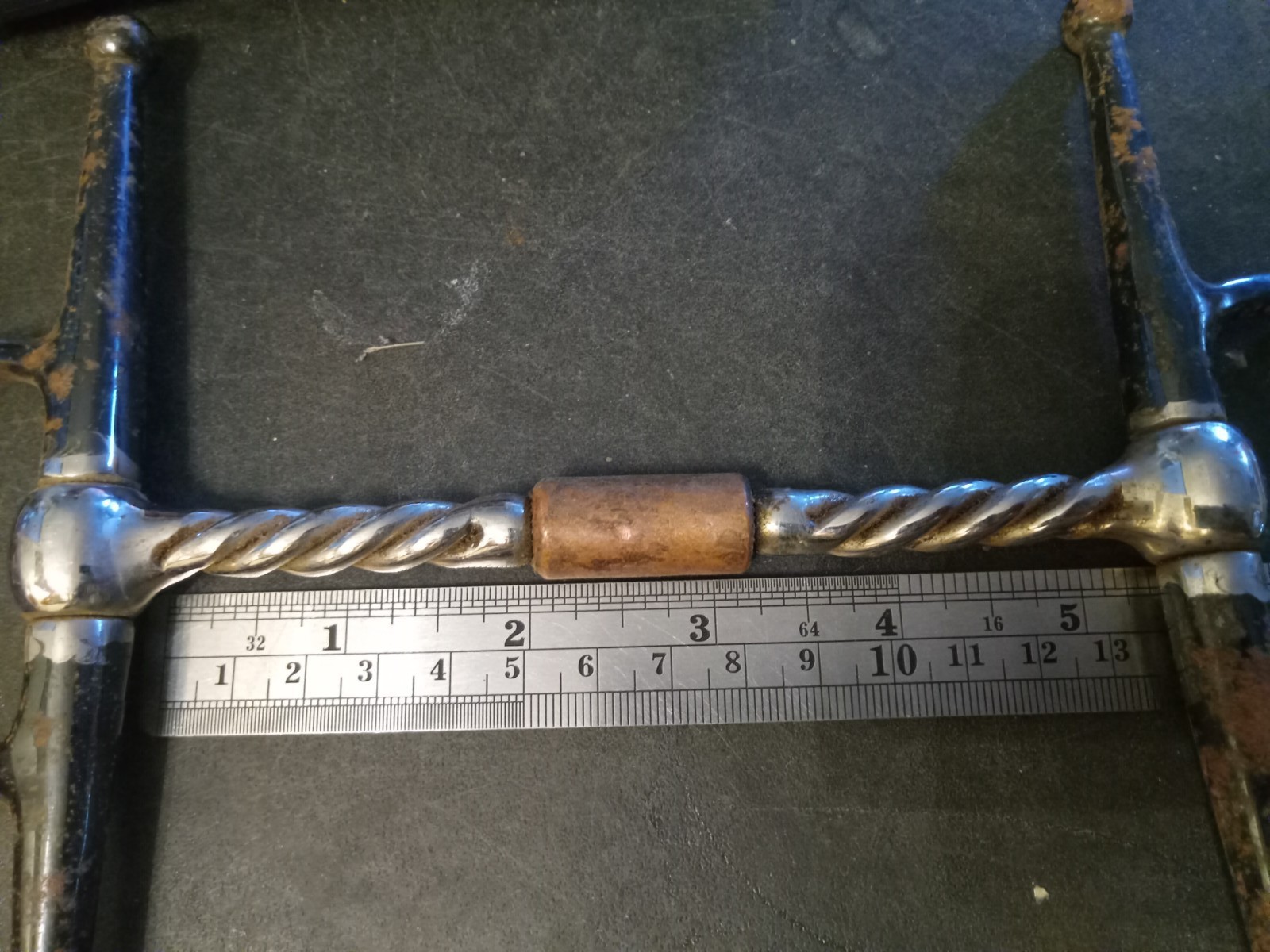 Used full cheek Bit 5 1/4 in twisted wire copper barrel mouth dots