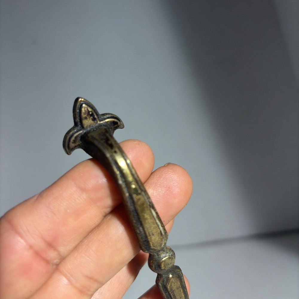 Antique Vintage Victorian Single Brass Drawer Pull Handle