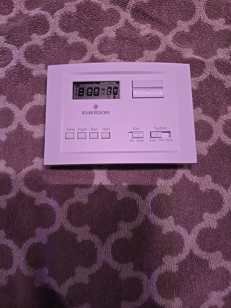 White Rodgers P150 White 24V Heating & Cooling Programmable Thermostat