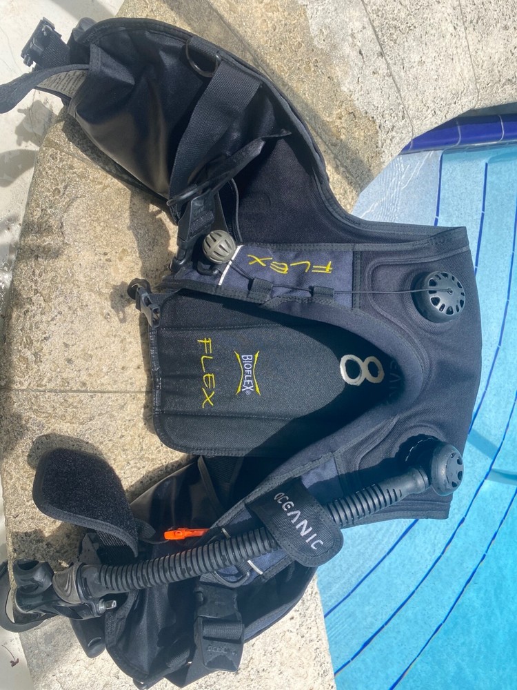 bcd scuba Oceanic- S-M Blue