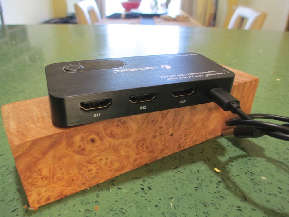 J-Tech Digital JTECH-8KSW01 2x1 HDMI 2.1 Switch 8k Switcher Tested