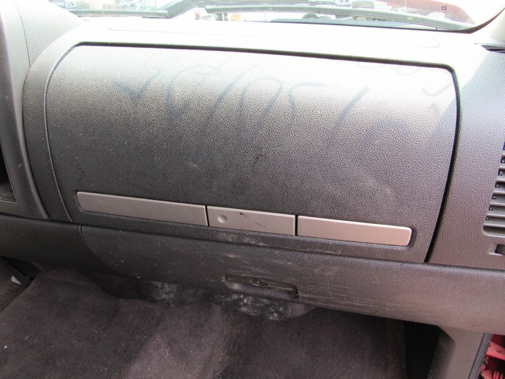 SILVRDO15 2012 Glove Box 1052685